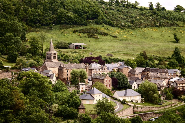 Les 10 Meilleurs Campings Familiaux en Aveyron pour des Vacances Inoubliables